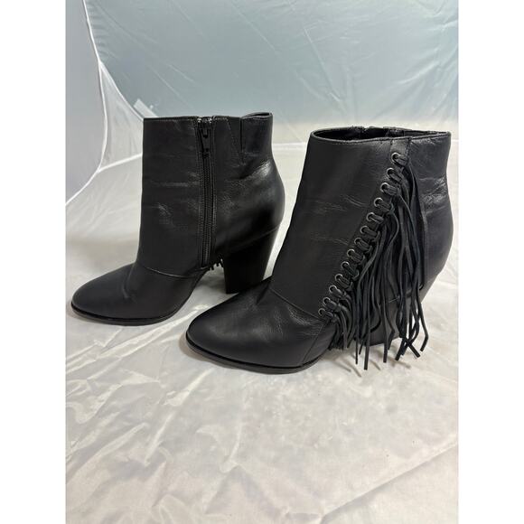 Aldo black leather bootie with fringe accent size 7 - Picture 3 of 5